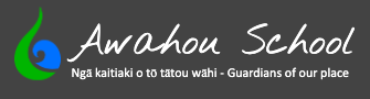 Awahou School logo