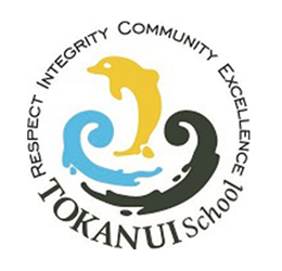 Tokanui School logo